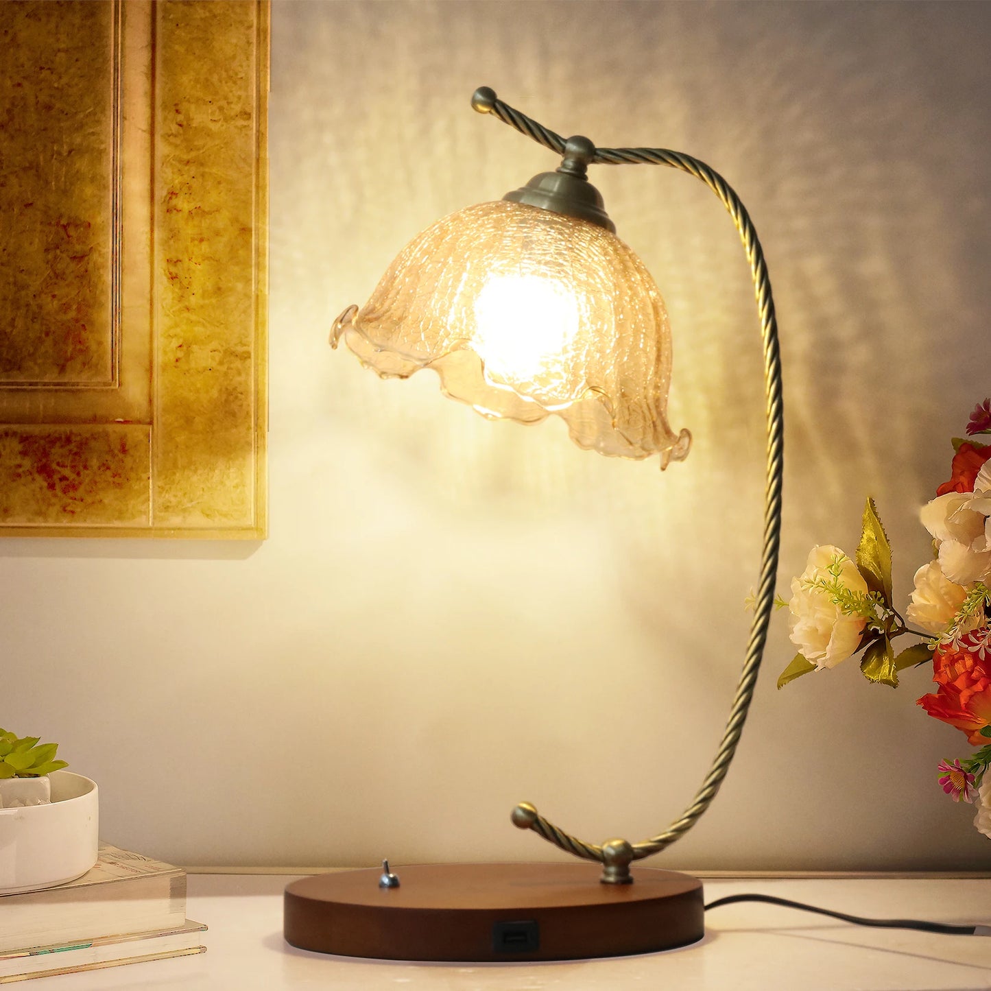Modern Gold Glass Flower Desk Lamp With Bulbs