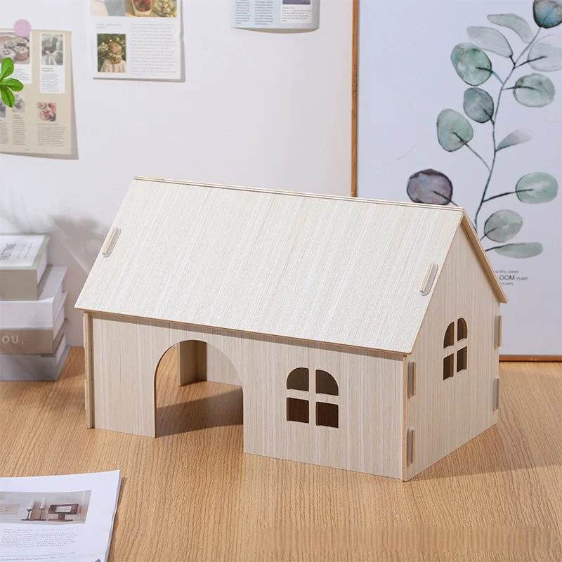 Squirrel Design Wooden Nest House Landscape Home For Pets