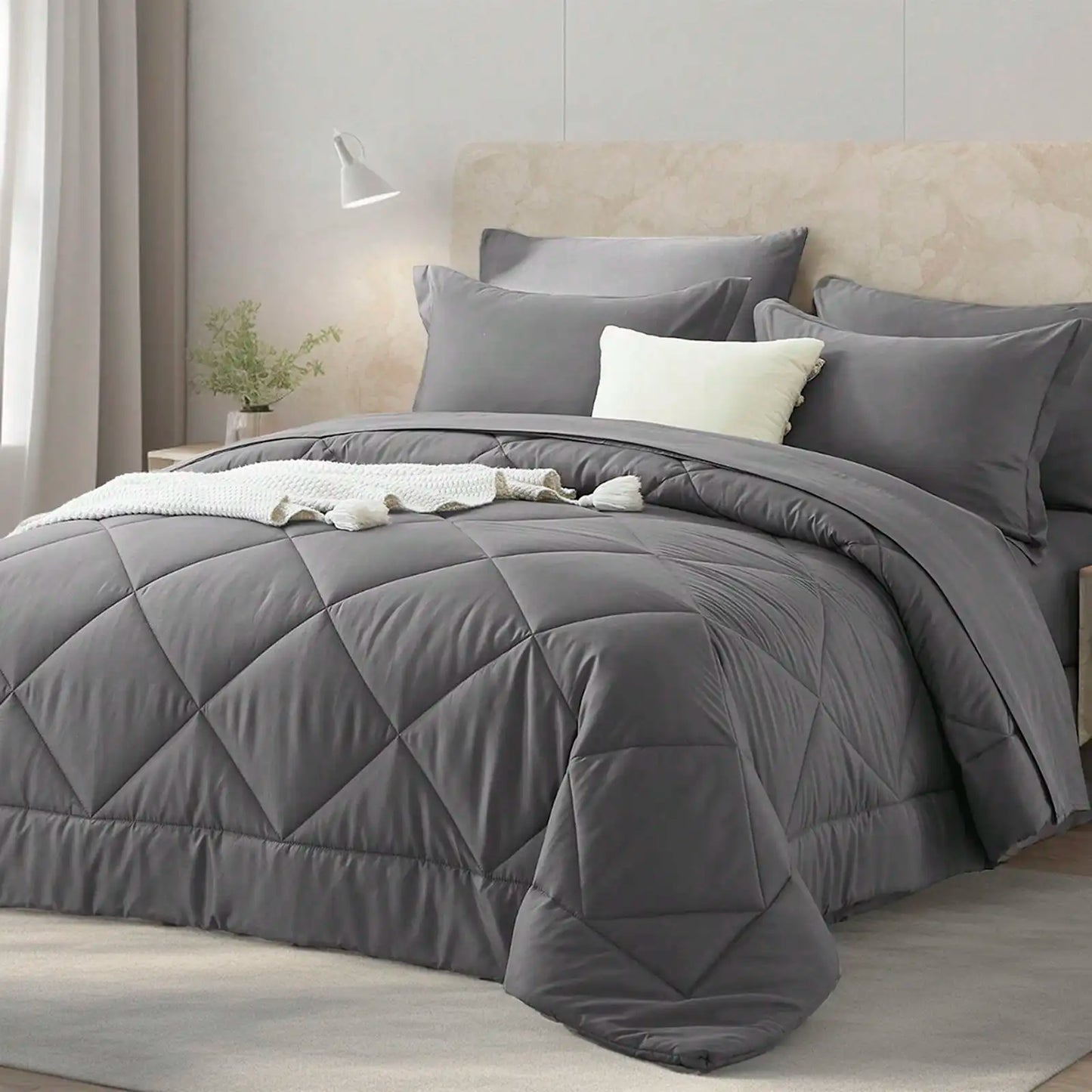 Geometric Pattern Bed Comforter Set