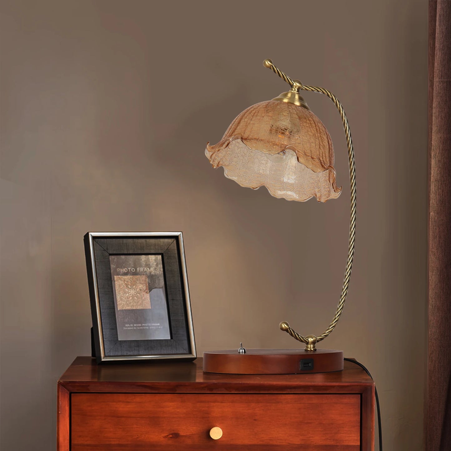 Modern Gold Glass Flower Desk Lamp With Bulbs